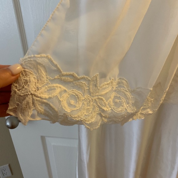 Aurora borealis gown - Picture 10 of 11